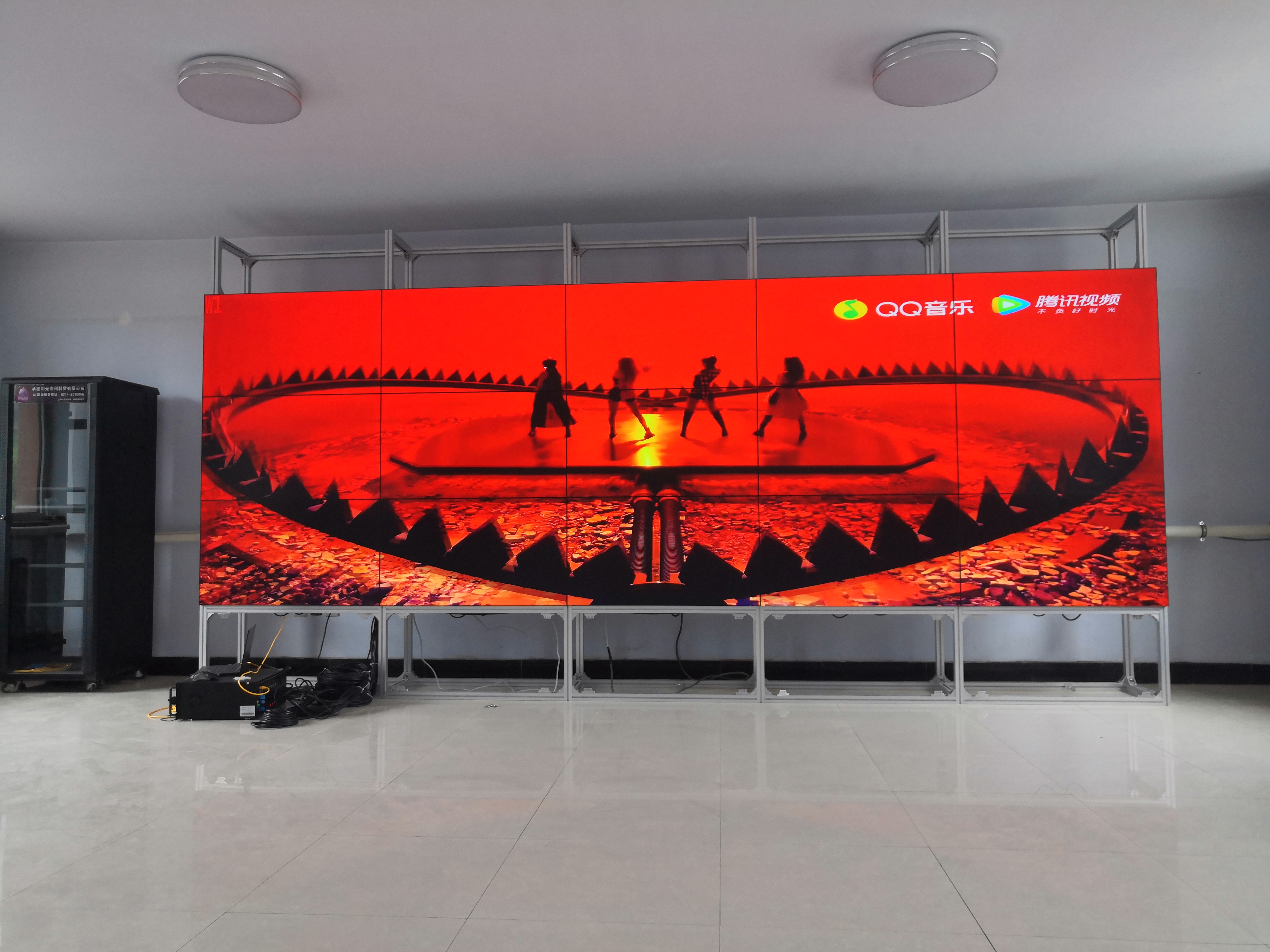 “當(dāng)LED會議平板如何改寫會議流程?